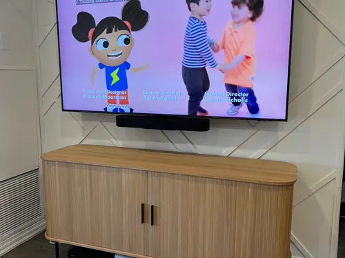 TV wall mounting installation by GTA TV Wall Mounting