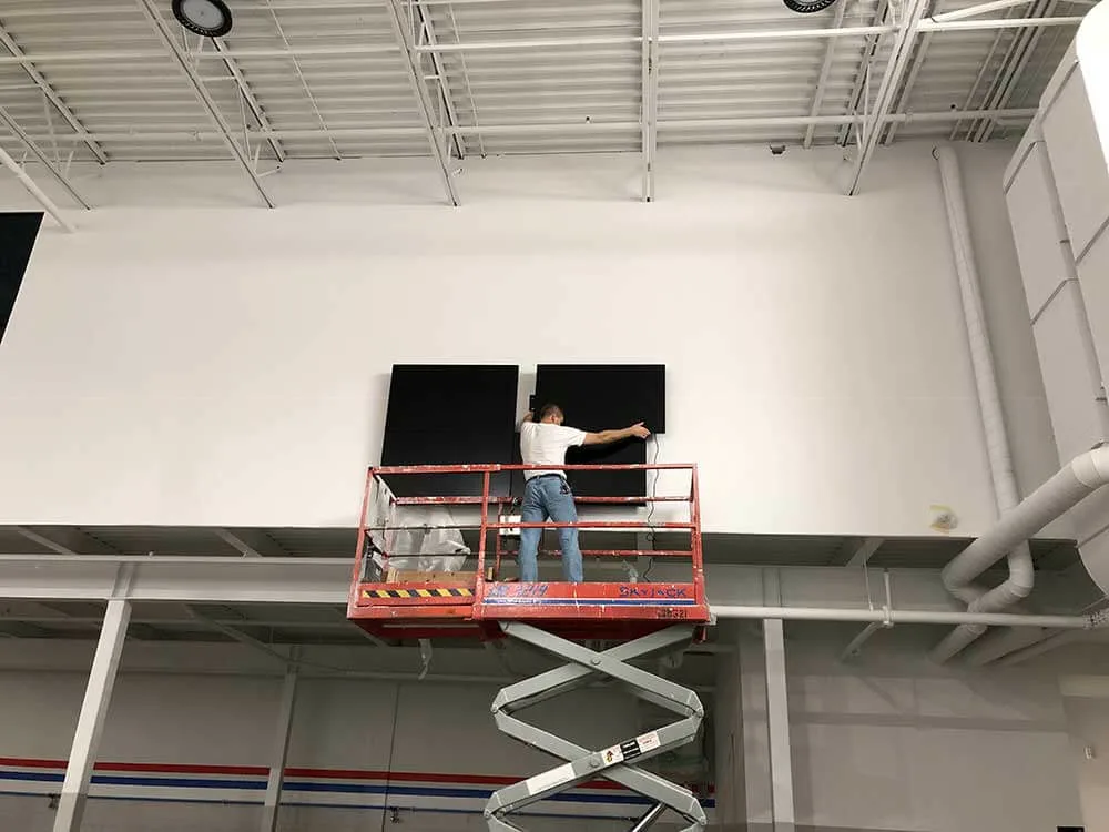 Industrial 4 into 1 screen setup installation 4