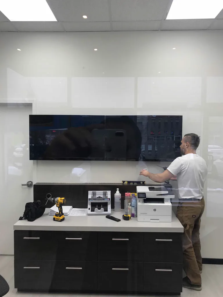 Commercial TV setup & installation